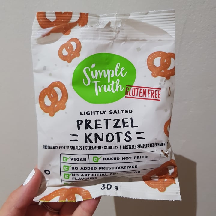 photo of Simple Truth Pretzel Knots shared by @karenhsu on  25 Sep 2021 - review