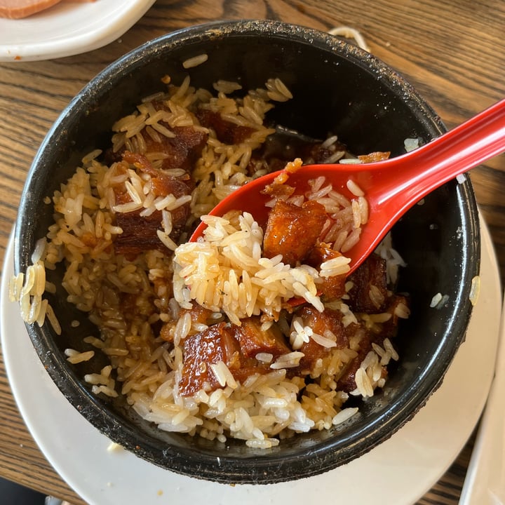 photo of Green Lotus Restaurant Steak With Rice In A Pot shared by @emilylovesmangos on  01 May 2022 - review