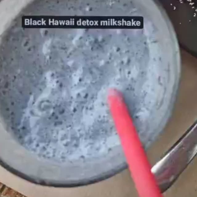 Photo of the dish “Black Hawaii detox milkshake”
