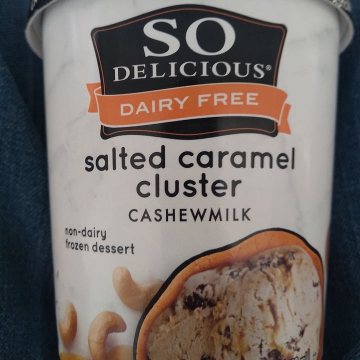 photo of So Delicious Dairy-free Salted Caramel Cluster shared by @quadantics on  26 Jun 2022 - review