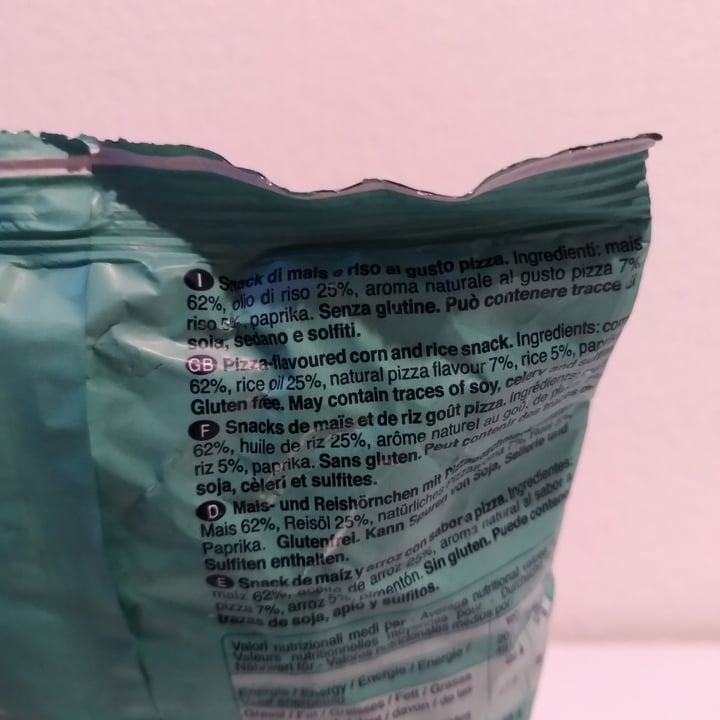 review photo of Riso Scotti Si con Riso Snack gusto Pizza shared by @elenaturtas on 13 Apr 2022 - review