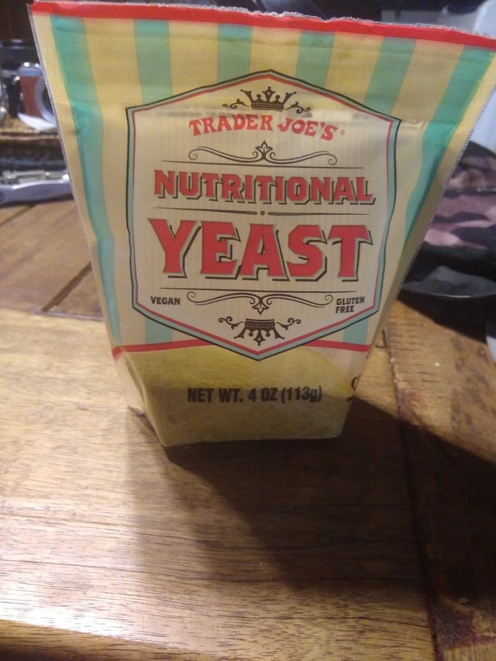 review photo of Trader Joe's Nutritional Yeast shared by @shannonduplooy on 20 Dec 2019 - review
