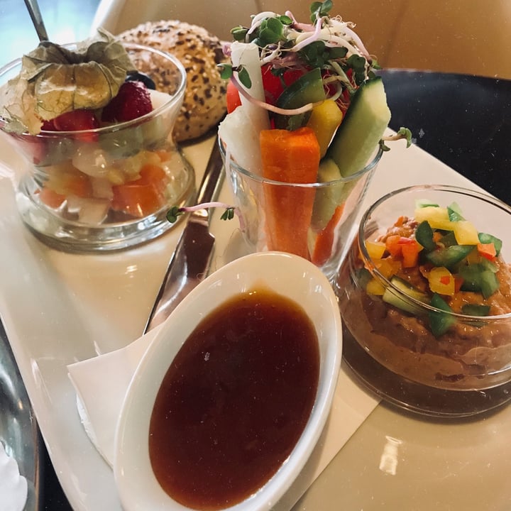 review photo of WALDCAFE Kern-Riegler Veganes Frühstück shared by @kikiheindl on 31 May 2020 - review