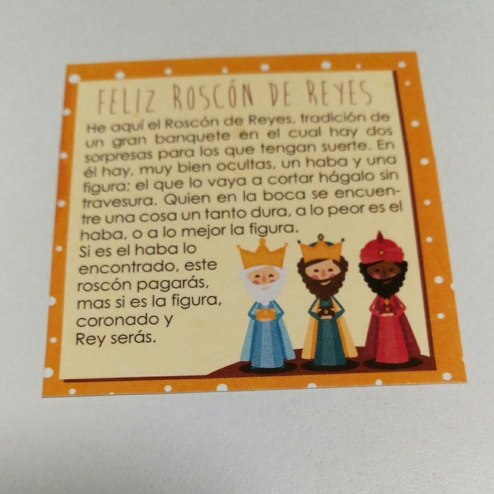 photo of La Cuchara Veggie Roscón de Reyes relleno de nata shared by @nutximichu on  06 Jan 2021 - review