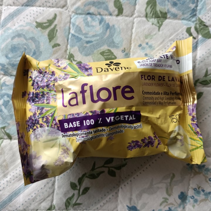 review photo of Davene Davene Sabonete Vegano Flor De Lavanda shared by @anacec on 01 Dec 2022 - review