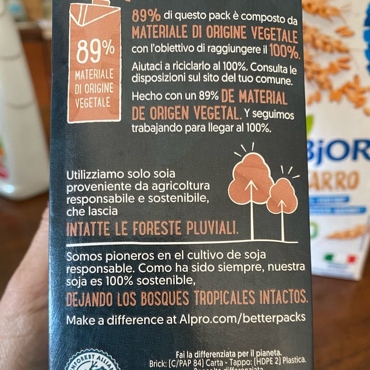 photo of Alpro alpo protein chocolate shared by @whatthefuck on  08 May 2022 - review