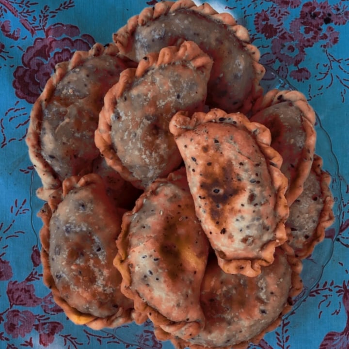 review photo of Dulcelibertad2020 Empanadas shared by @almadaud on 23 Dec 2020 - review