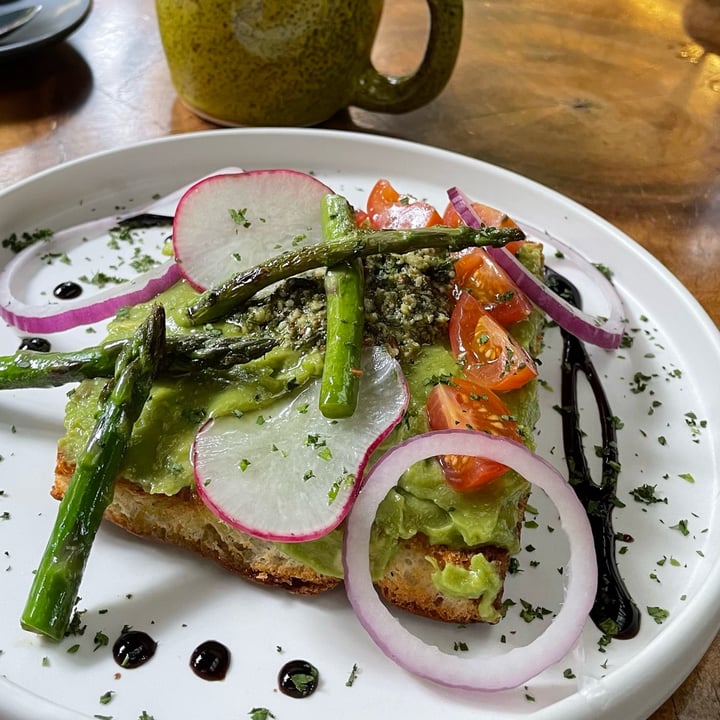 review photo of Mamma Gaia Avo Toast shared by @anagallardoc on 03 Sep 2022 - review