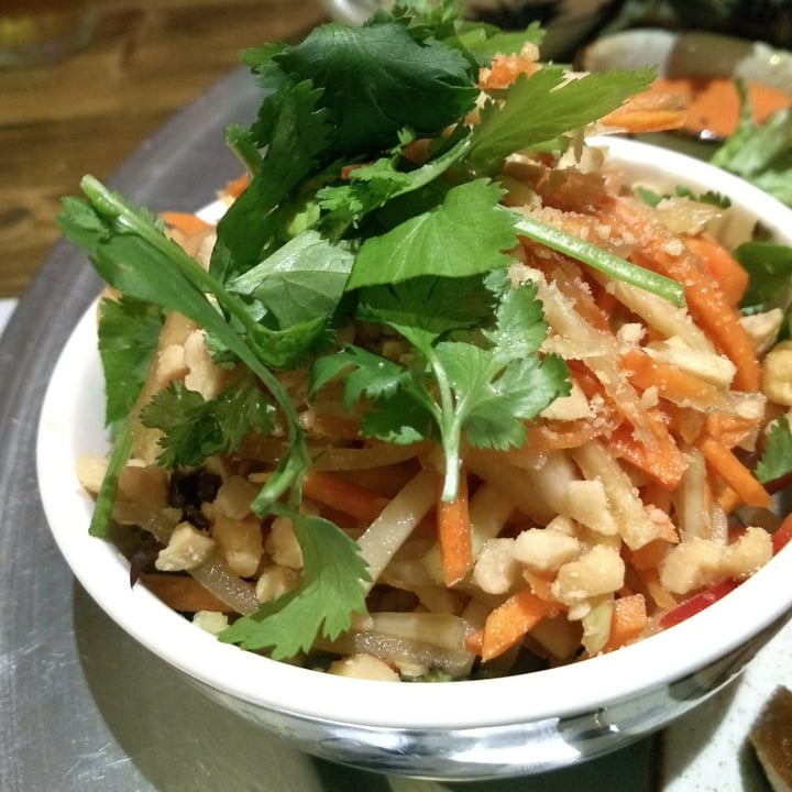 photo of Element Five - Vegan Tapas Bar Papaya salat shared by @felice on  10 Sep 2021 - review