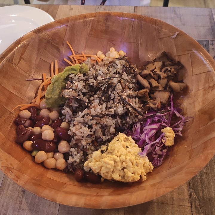 photo of WellSmoocht olive buddha bowl shared by @xueqi on  13 Aug 2020 - review