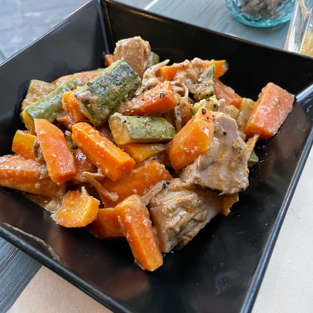 Photo of the dish “Spezzatino al curry e latte di cocco”