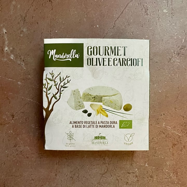 photo of Mandorella Gourmet Olive E Carciofi shared by @serenarinaldi on  08 Jun 2022 - review