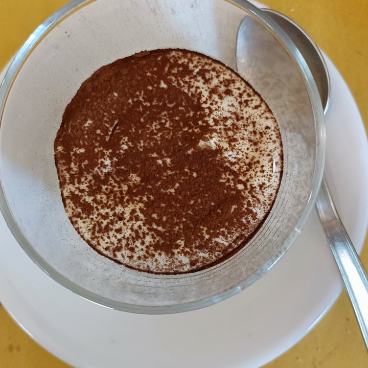 review photo of Dulcamara "Tiramigiu'" con Biscotto Al Caffè E Crema Chantilly shared by @lunamariacrocco on 04 Jun 2022 - review