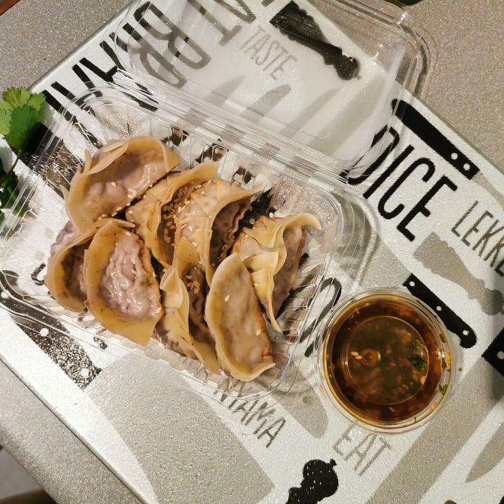 review photo of Niche the Vegan Eatery Shitake Dimsum shared by @ninasclosetsa on 25 Jun 2020 - review