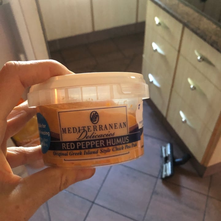photo of Mediterranean Delicacies Red pepper hummus shared by @leighclare29 on  19 Aug 2020 - review