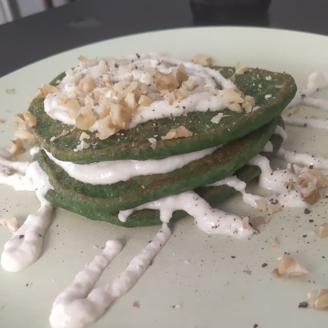 Photo of the dish “Panqueques de espinacas con crema agria”