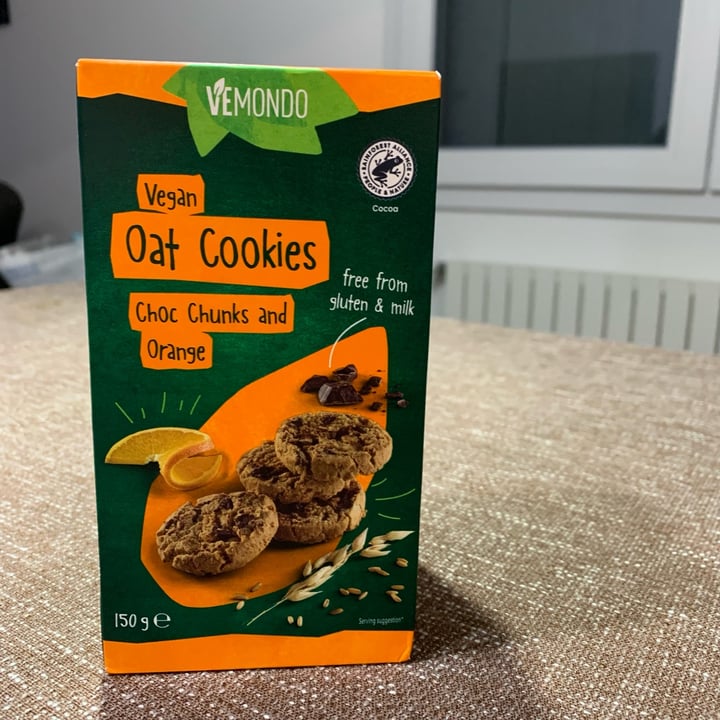 photo of Vemondo  Oat cookies - Choc Chunks and Orange shared by @catep on  13 Aug 2022 - review