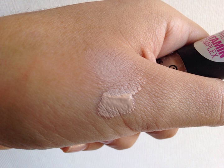 review photo of Essence Cosmetics Camouflage + Matt concealer shared by @brvjave on 23 Feb 2020 - review