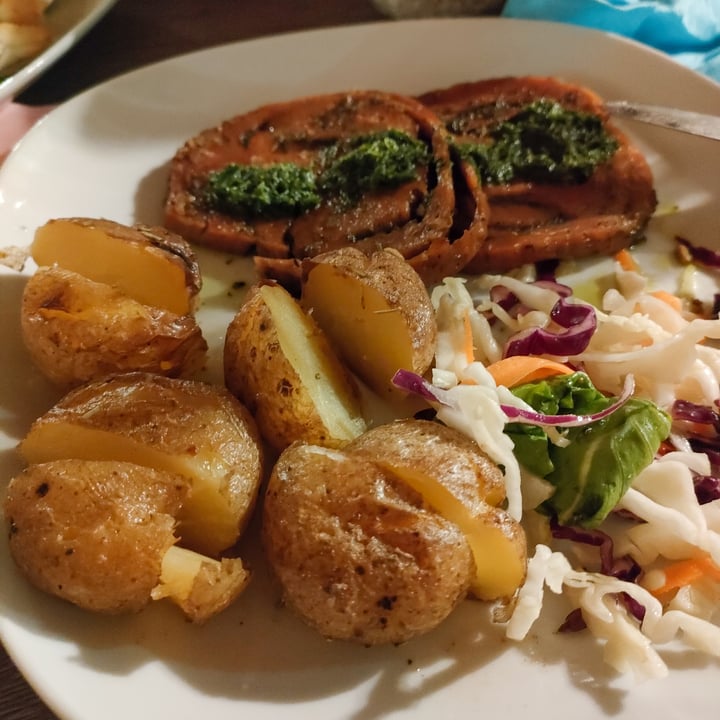review photo of Sotto Loggia bar music & drinks Arrosto Di Seitan Con Salsa Verde shared by @riccicrueltyfree on 07 Aug 2022 - review