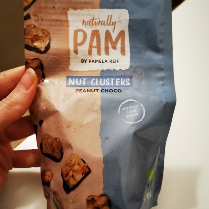 photo of Naturally Pam Nut Clusters Peanut Choco shared by @lilolula on  15 Mar 2022 - review