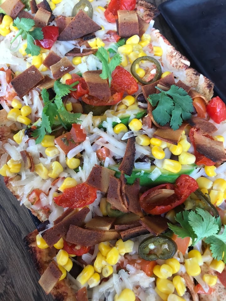 review photo of Hudsons The Burger Joint (Gardens) Vacon Nachos shared by @leozetteroode on 18 Feb 2020 - review