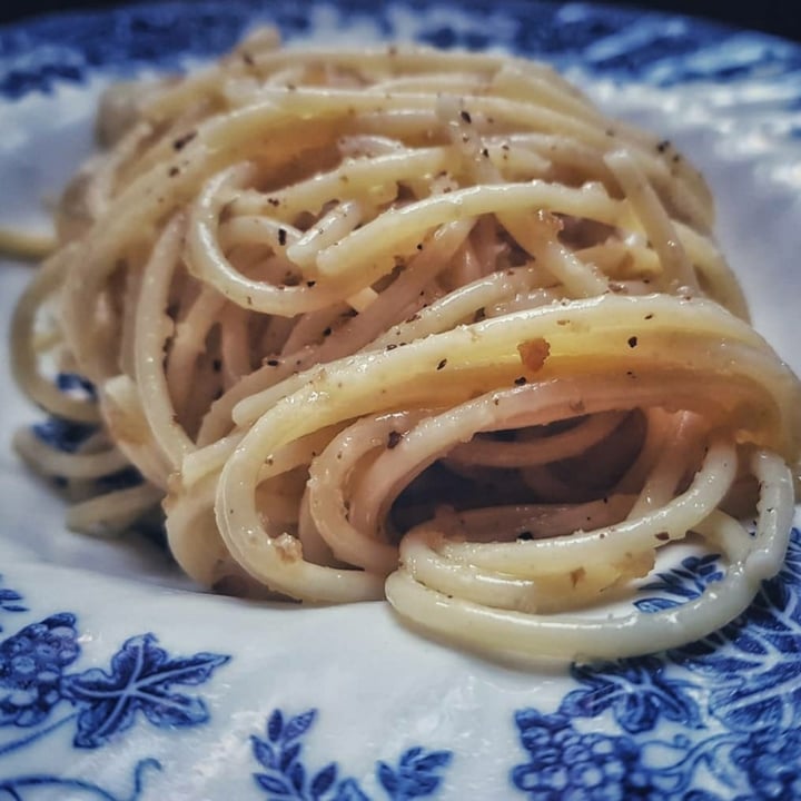 photo of AAMRA Aglio Olio Garlic & Chilli Oil shared by @potatoamur on  10 Jun 2021 - review