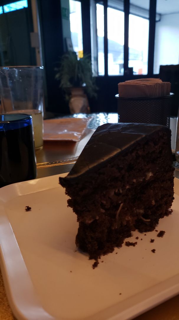 photo of Taller Vegánico Pastel De Chocolate shared by @blankapola on  09 Mar 2020 - review