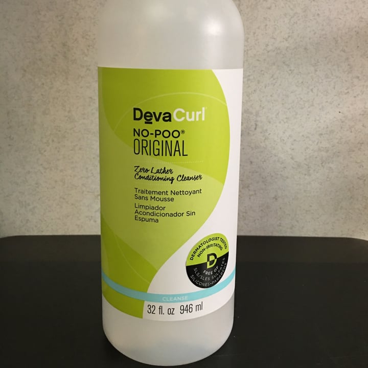 review photo of DevaCurl No-Poo Original Zero-Lather Conditioning Cleanser shared by @new-york-vegan on 30 May 2022 - review