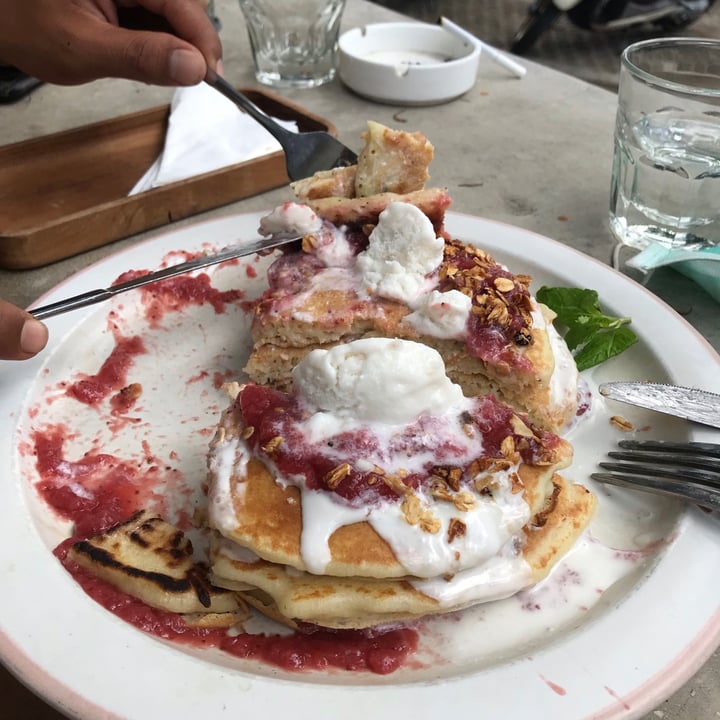 photo of Manggis in Canggu Manggis Breakfast Pancakes shared by @isigooing on  30 Sep 2021 - review