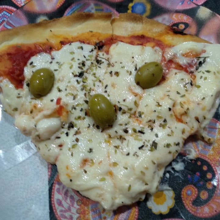 review photo of Empanadas de 10 Pizza Muzzarella Empanadas De 10 shared by @natalencio on 10 Nov 2020 - review