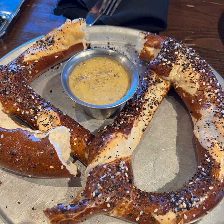 photo of Pizza Lucé Roseville bavarian pretzel shared by @annettej on  28 Nov 2022 - review