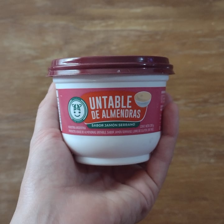 review photo of Felices Las Vacas Queso Untable de Almendras sabor Jamón Serrano shared by @sofiavazquezotero on 10 Mar 2022 - review
