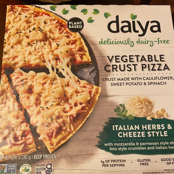 photo of Daiya Vegetable crust pizza, Italian Herb shared by @ishani04 on  26 Jan 2022 - review