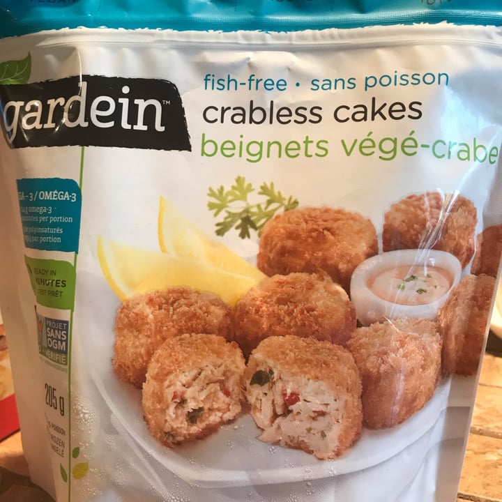 photo of Gardein Crabless Cakes shared by @maryanarch on  28 Jun 2022 - review