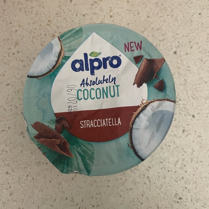 review photo of Alpro Absolutely Coconut STRACCIATELLA shared by @samantharonconi on 10 Jun 2022 - review