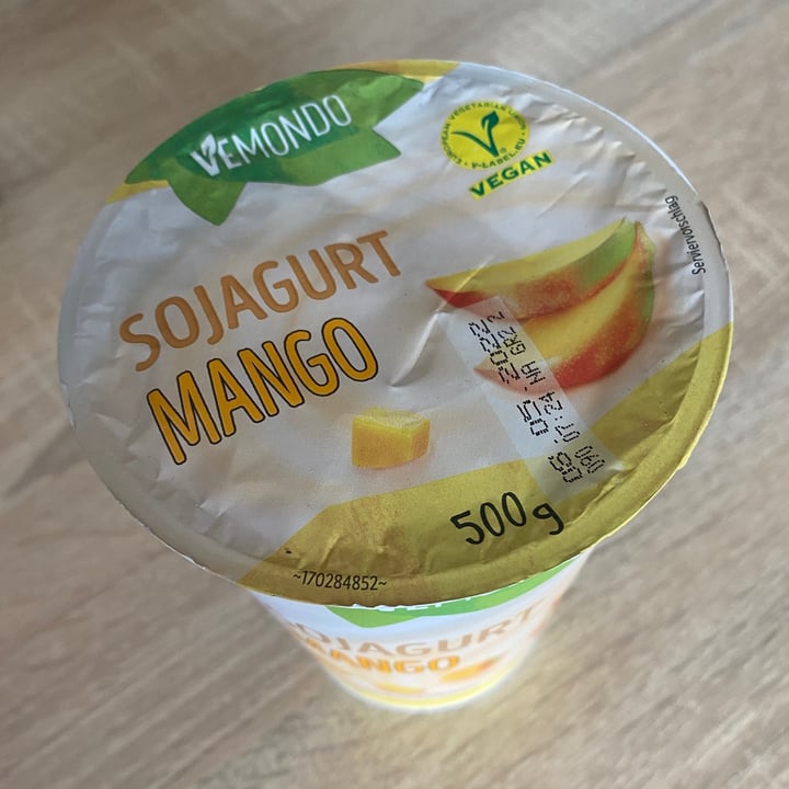 photo of Vemondo Sojagurt Mango shared by @sophie000 on  15 Apr 2022 - review