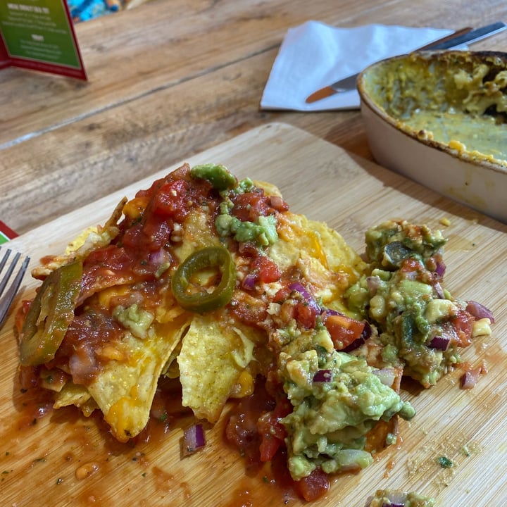 review photo of The Veeg Shack Snackchos Nachos shared by @yumfluff on 13 Oct 2022 - review