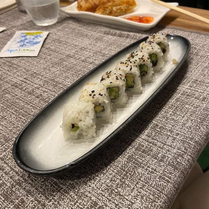 review photo of Hachi Jap huramaki solo avocado shared by @cecinscatola on 28 May 2022 - review