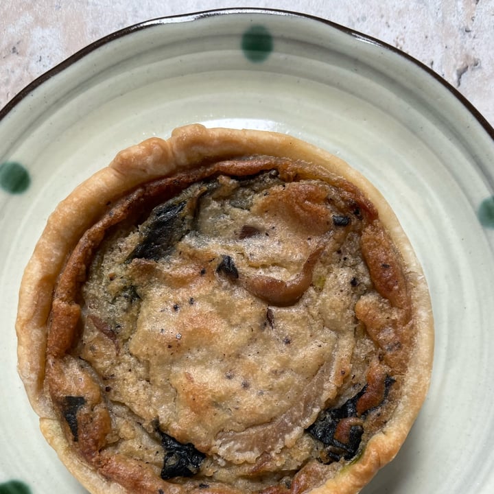 photo of Hvala CHIJMES Mushroom Quiche shared by @simhazel on  05 May 2022 - review