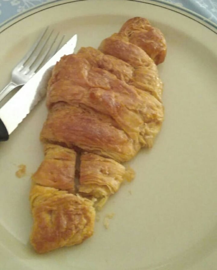 photo of TRES SEMILLAS Croissant shared by @gottakill on  05 Aug 2019 - review