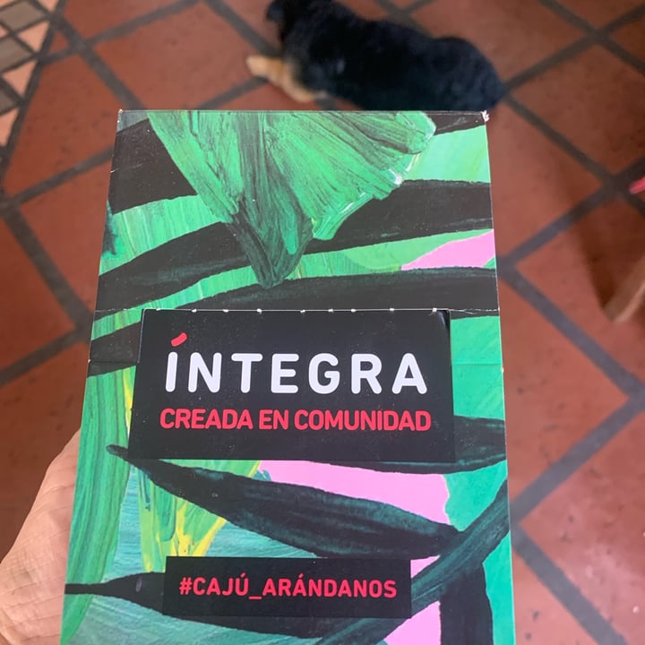 photo of Integra Barra De Cereal De Arandanos Y Caju shared by @jacquelinechaves on  06 Dec 2022 - review