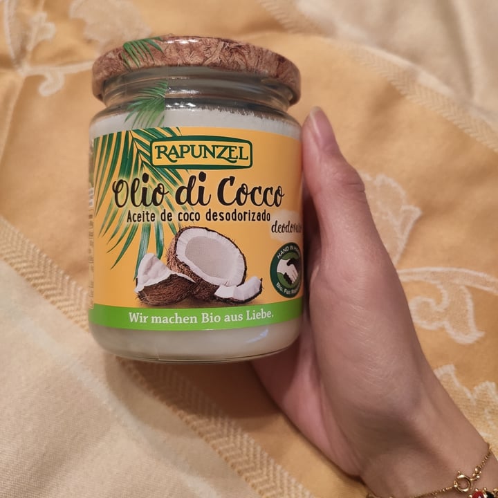 photo of Rapunzel olio di cocco deodorato shared by @maramercuriali on  03 Mar 2022 - review