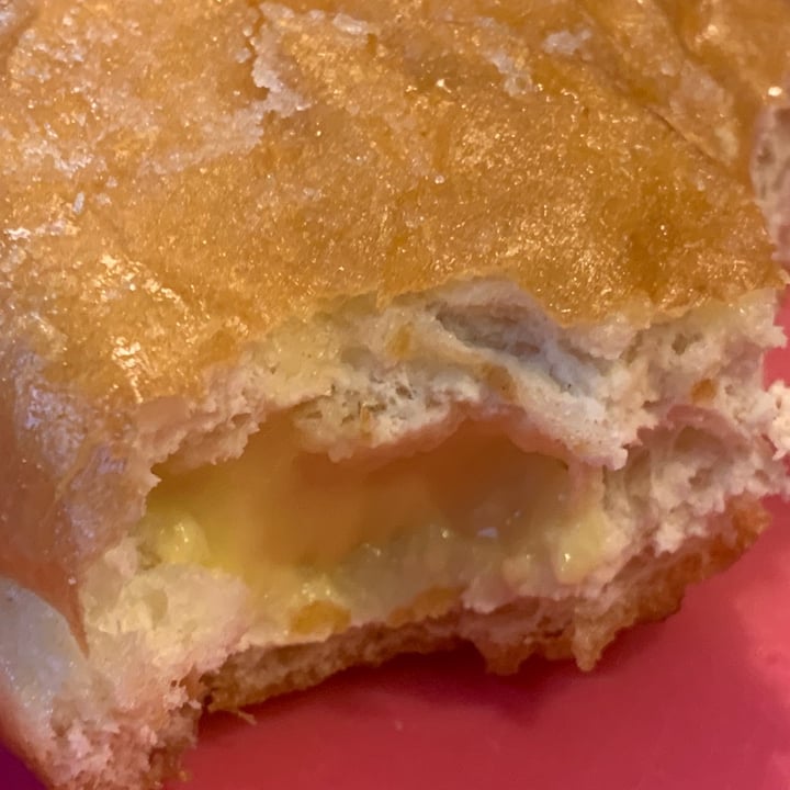 photo of Sainsbury's Vanilla Doughnuts shared by @veganfooduk on  31 Aug 2021 - review