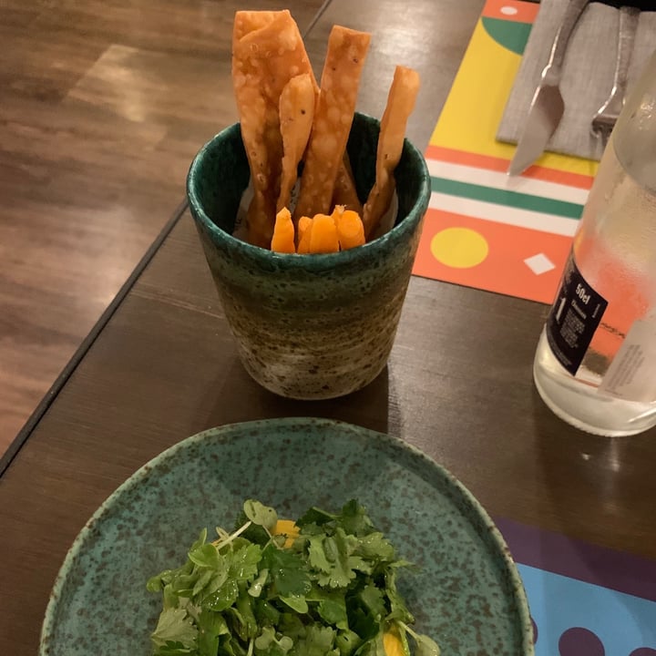 photo of Restaurant Tandoor Arroz Basmati Con Verduras,  Empanadas De Patatas Y Heuras Con Curry shared by @virginiareyg on  12 Sep 2020 - review