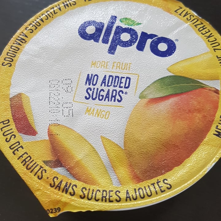 photo of Alpro Mango Yogurt (No Added Sugars) shared by @alessiaale on  03 Apr 2022 - review