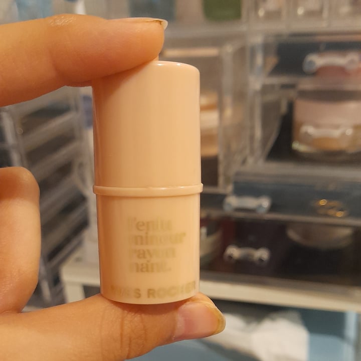 photo of Yves rocher illuminante stick shared by @queenzel on  19 Jun 2022 - review