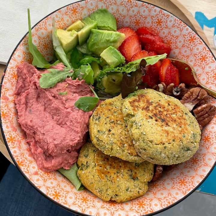 photo of RYE Vegan bowl shared by @theveganent on  28 Oct 2021 - review