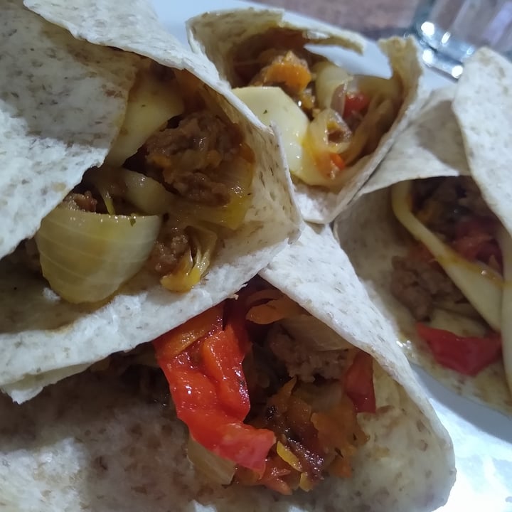 photo of Orali Tortillas con Harina Integral shared by @seleneveg on  27 Jul 2022 - review