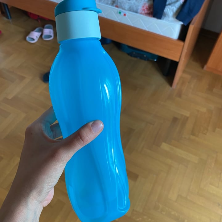 photo of Tupperware Eco bottle shared by @daani on  02 Jun 2022 - review