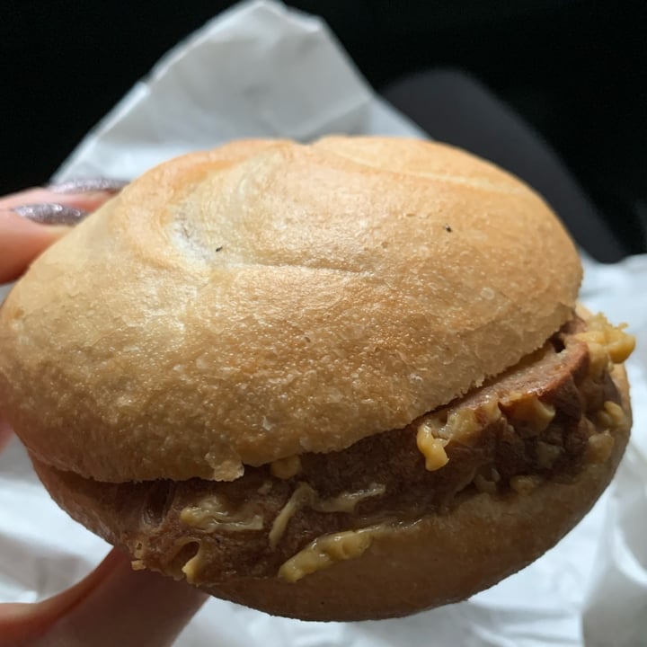 review photo of Die Pflanzerei Veganer Käseleberkäse | Gaudi Gustl shared by @k-wunderlich on 18 Nov 2022 - review